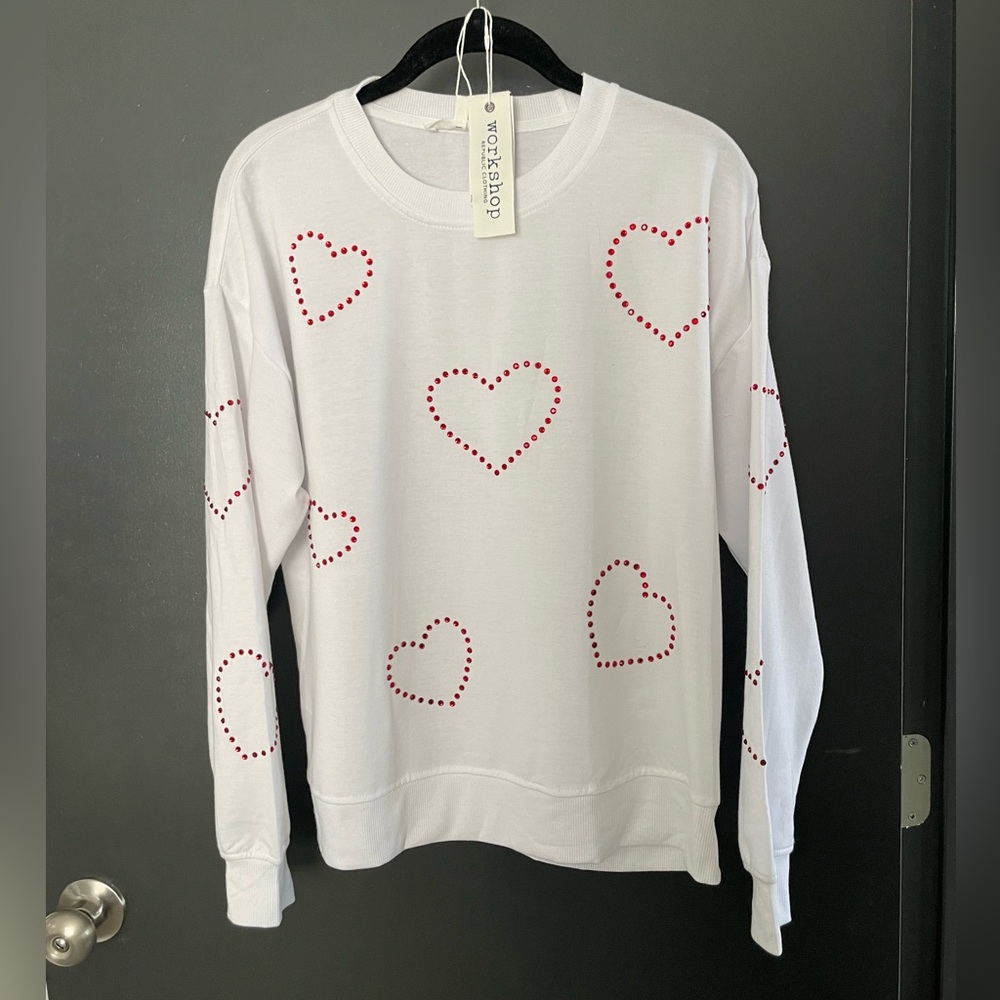 NWT Workshop Republic White hoodie with Red sequin Heart Accents Small Valentine - Picture 2 of 5